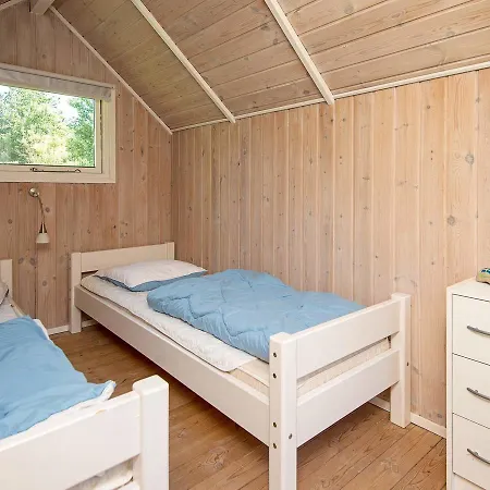 Дом отдыха Three-bedroom Holiday In Farvang 9