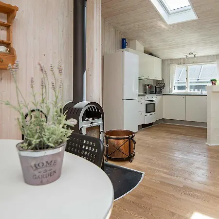 Three-bedroom Holiday In Farvang 9 Дом отдыха *